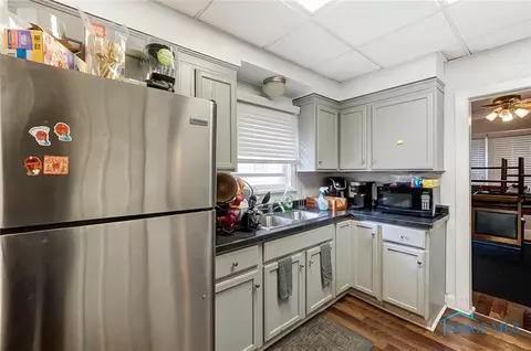 1930 Alvin St, Toledo, OH 43607 photo 5