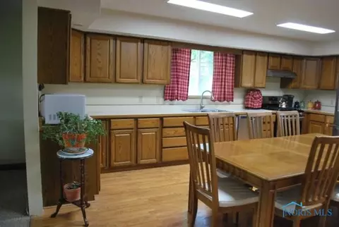 216 Cora St, Mccomb, OH 45858 photo 11