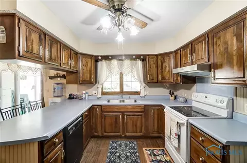 2318 Springmill Rd, Findlay, OH 45840 photo 10