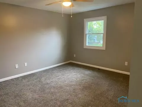 3926 Farmbrook Dr, Sylvania, OH 43560 photo 16