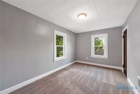 5833 Chippewa Rd, Toledo, OH 43613 photo 25