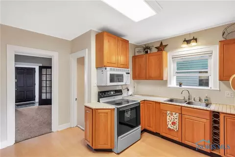 5833 Chippewa Rd, Toledo, OH 43613 photo 13