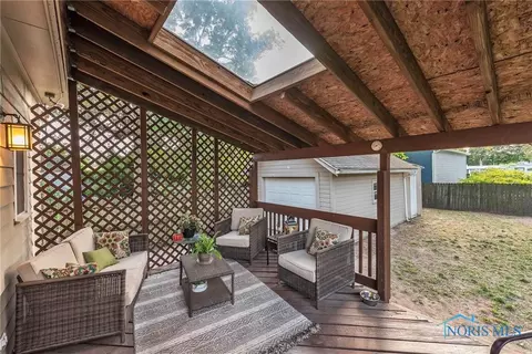 5833 Chippewa Rd, Toledo, OH 43613 photo 32