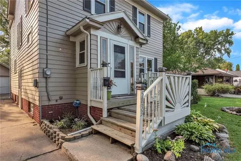 5833 Chippewa Rd, Toledo, OH 43613 photo 5