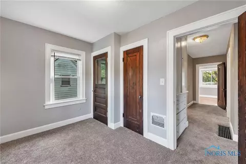5833 Chippewa Rd, Toledo, OH 43613 photo 21