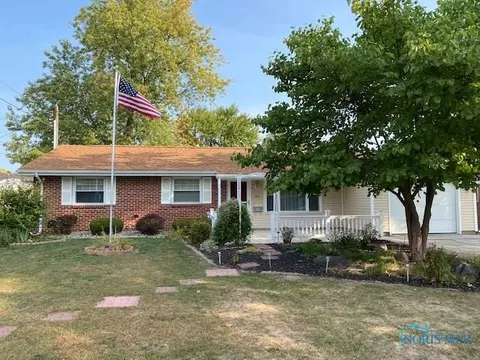 326 W Perry St, Bryan, OH 43506 photo 1