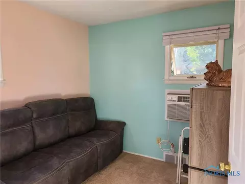 1045 Scott St, Maumee, OH 43537 photo 13