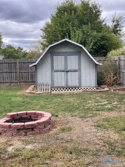 1101 E Wilson St, Bryan, OH 43506 photo 5