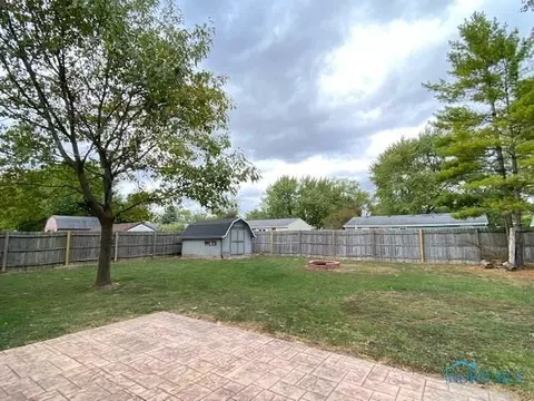 1101 E Wilson St, Bryan, OH 43506 photo 3