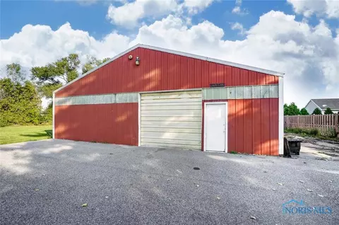 6726 Emch Rd, Walbridge, OH 43465 photo 47