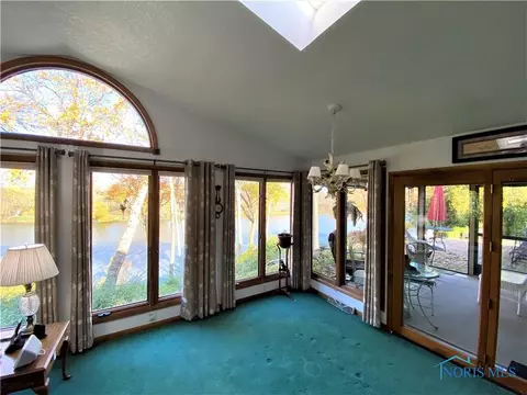 30521 E River Rd, Perrysburg, OH 43551 photo 11