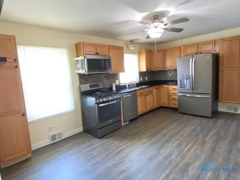 534 S Williams St, Bryan, OH 43506 photo 6