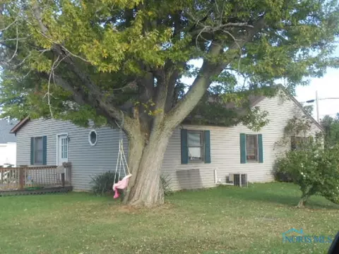 1616 E Fourth St, Ottawa, OH 45875 photo 2
