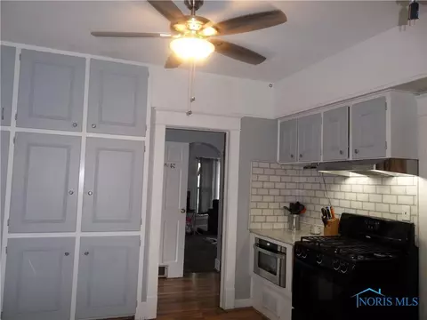 301 E Union St, Walbridge, OH 43465 photo 14