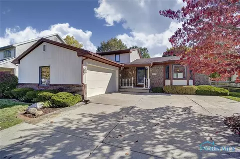2220 Mapletree Dr, Maumee, OH 43537 photo 1