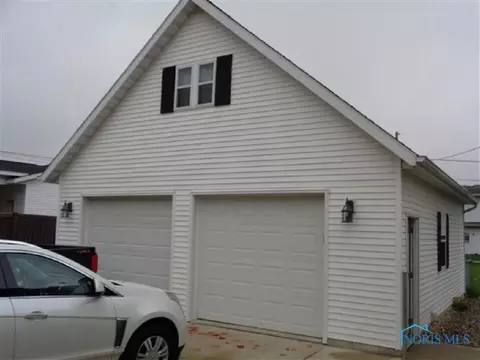 613 E Main St, Leipsic, OH 45856 photo 16