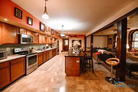 101 E Dixon St, Forest, OH 45843 photo 6