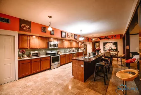 101 E Dixon St, Forest, OH 45843 photo 7