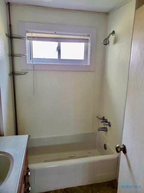 322 Ann St, Holgate, OH 43527 photo 12