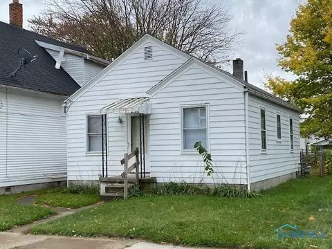 1437 Hamilton St, Toledo, OH 43607 photo 2