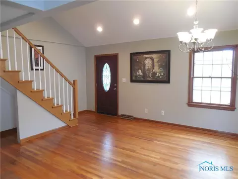 228 Rector Ave, Findlay, OH 45840 photo 3