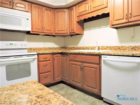 830 Maple Ln, Waterville, OH 43566 photo 7