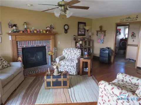 11705 Brint Rd, Berkey, OH 43504 photo 5