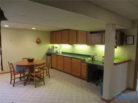 11705 Brint Rd, Berkey, OH 43504 photo 17