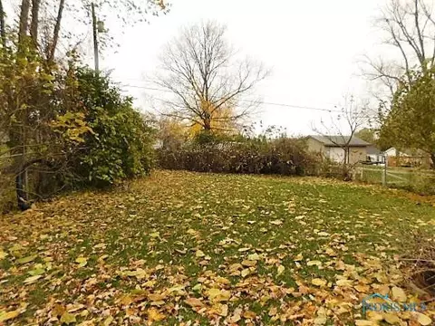 226 Ely Ave, Findlay, OH 45840 photo 14