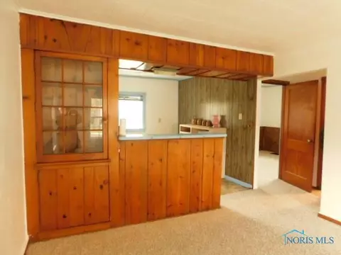 226 Ely Ave, Findlay, OH 45840 photo 4
