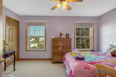 5794 Bermuda Dr, Walbridge, OH 43465 photo 21