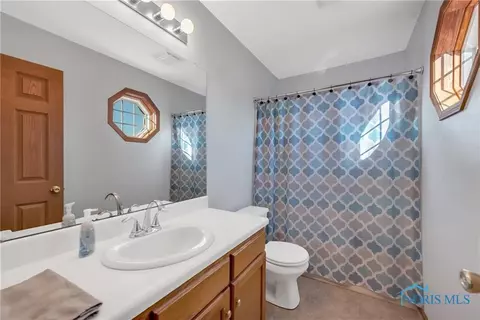 5794 Bermuda Dr, Walbridge, OH 43465 photo 17