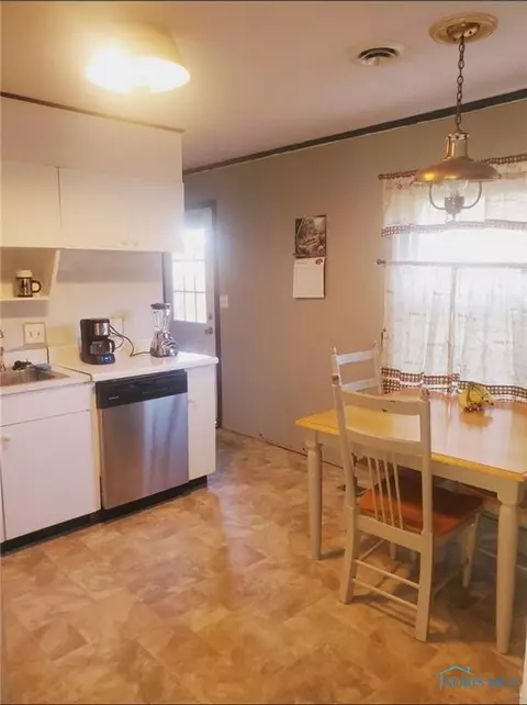 1008 Harmon St, Findlay, OH 45840 photo 8
