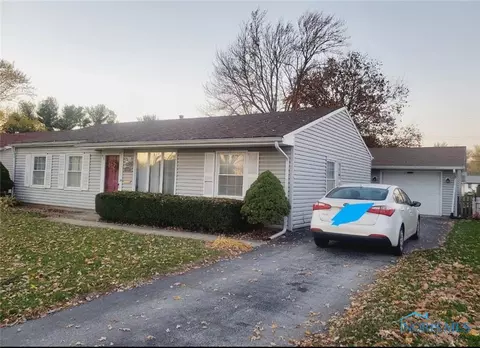 1008 Harmon St, Findlay, OH 45840 photo 2