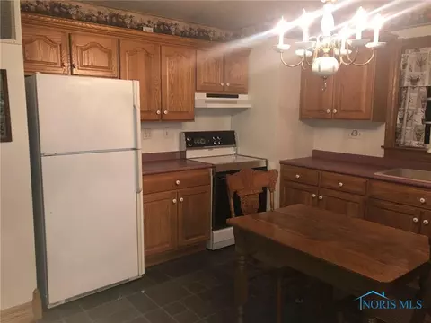 141 Elm St, Deshler, OH 43516 photo 15