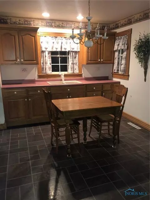 141 Elm St, Deshler, OH 43516 photo 14