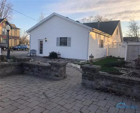 141 Elm St, Deshler, OH 43516 photo 9