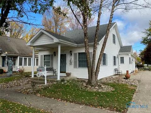 141 Elm St, Deshler, OH 43516 photo 1