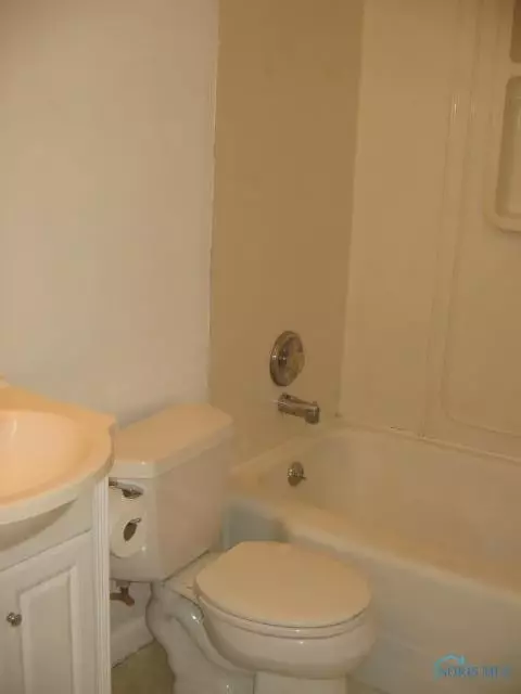 332 Independence Rd, Toledo, OH 43607 photo 9