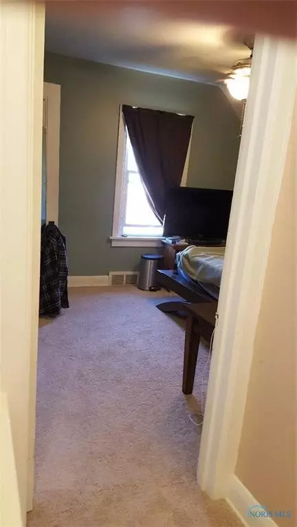 933 Searles Rd, Toledo, OH 43607 photo 15