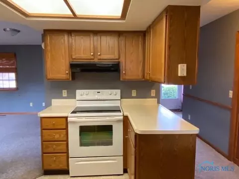 124 Elm Dr, Bryan, OH 43506 photo 8