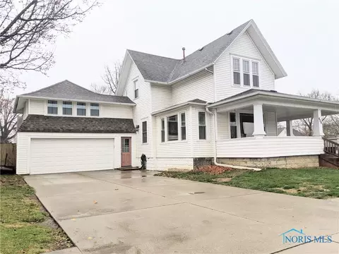 404 E Butler St, Bryan, OH 43506 photo 1