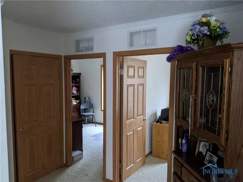612 Gregory Dr, Fayette, OH 43521 photo 4