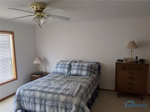 612 Gregory Dr, Fayette, OH 43521 photo 8