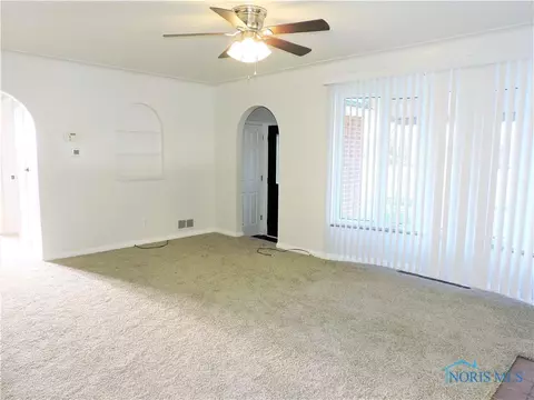 1020 Secor Rd, Toledo, OH 43607 photo 3