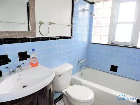1020 Secor Rd, Toledo, OH 43607 photo 18