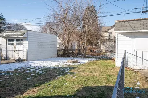 1715 Perth St, Toledo, OH 43607 photo 24
