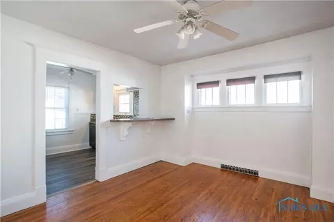 1715 Perth St, Toledo, OH 43607 photo 6