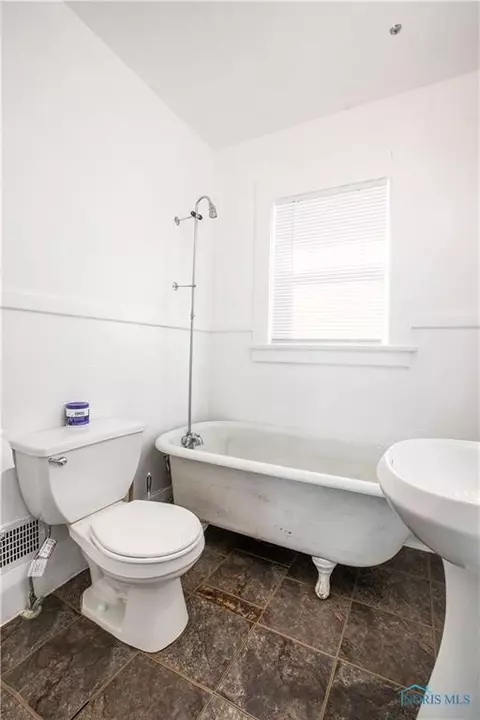 1715 Perth St, Toledo, OH 43607 photo 16