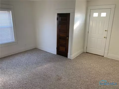 329 E Trevitt St, Bryan, OH 43506 photo 8